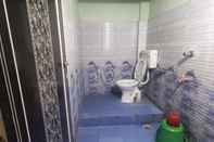 Toilet Kamar Goroomgo Nilachal Nibas Swargadwar Puri