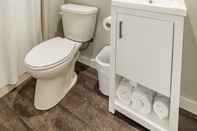 Toilet Kamar Kimberling Cove M6