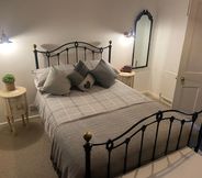 Bedroom 2 Cosy 18th Century Cottage With Garden and Views