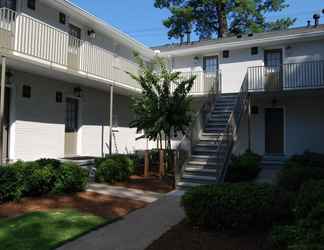 Exterior 2 The Big Awesome 2BR 1BA Condo A - Includes Bi-weekly Cleanings w Linen Change