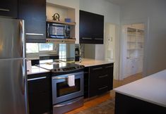 Bedroom 7 Standish House 3BR 2 5BA A - Includes Bi-weekly Cleanings