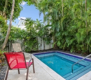 Swimming Pool 2 Paradise Place by Avantstay Key West Old Town Condo w/ Shared Pool