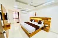 Kamar Tidur Hotel Paradise Naroda