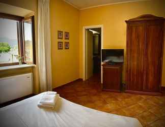 Bedroom 2 Albergo Mingone