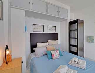 ห้องนอน 2 Faro Airport Flat 1 by Homing