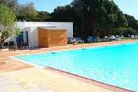 Swimming Pool Arma O DE P RA Twins 1 With Pool by Homing