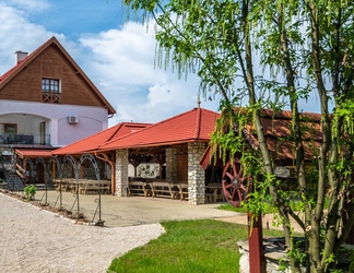 Exterior 2 Ferrata Guesthouse