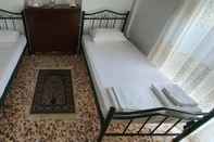 Bedroom Charming 3-bed House in Tyros