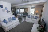 Ruang untuk Umum Lovely 2 Bed Apartment Pembroke Castle