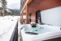 Entertainment Facility Granite Ridge Condo by Revelstoke Vacations