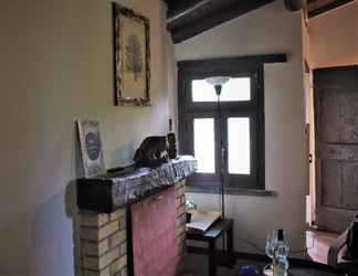 Lobby 2 Lovely 1-bed Studio in Borgo val di Taro