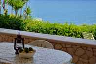 Bedroom Daniela - Located in the Baia del Silenzio an Oasis of Peace and Tranquility a few km From Catania