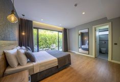 Bilik Tidur 7 Splendid Suite Close to Beach in Bodrum