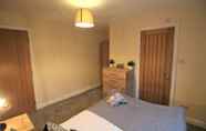 Bedroom 3 Comfy Rooms in Coventry