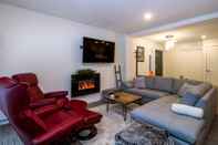 Lobby Magog Condo by Revelstoke Vacations