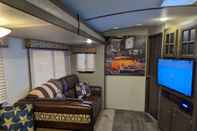 Common Space American rv - Stunning - Dog Friendly - Peaceful