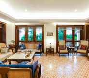 Sảnh chờ 2 Saptapuri Varanasi by Royal Orchid Hotels Limited