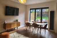 Bilik Tidur Remarkable 4-bed House in Sheffield