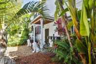 Exterior Emma's Secret by Avantstay Heart of Old Town w/ Shared Pool Month Long Stays Only