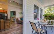 Common Space 6 Ibis by Avantstay Close to Duval Street w/ Shared Pool Month Long Stays Only