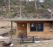 Others 7 Pine Rest Cabins