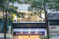 Bên ngoài Bay Luxury Hotel