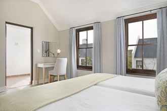 Kamar Tidur 4 Winelands Golf Lodges 12