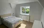 ห้องนอน 5 Remarkable 7 Bedroom Family House in Farnborough