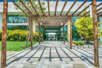 Lobby 4 Belo Apartamento em Condom nio com Piscina