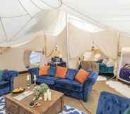 Common Space 3 8-bed Lotus Belle Mahal Tent in The Wye Valley