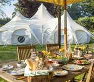 Restaurant 2 8-bed Lotus Belle Mahal Tent in The Wye Valley