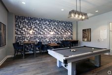 娛樂設施 Dream Suites at River East