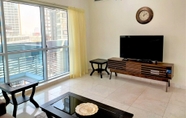 Common Space 7 Gorgeous Business Bay Apartment With Balcony