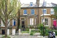 ภายนอกอาคาร Delightful Apartment in Brackenbury Village Near Hammersmith by UnderTheDoormat