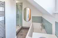 Phòng tắm bên trong Host Stay Baslow Road Serviced Apartment