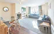 Common Space 5 Host Stay Baslow Road Serviced Apartment