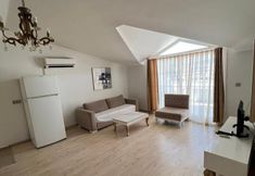 Common Space 4 Flat Near Beach in Didim With Shared Pool