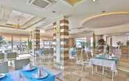 Restaurant 5 Marvelous Resort With Shared Pool in Alanya