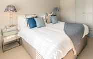 Kamar Tidur 6 The Seaview, East Preston