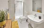 In-room Bathroom 3 Host Stay Fern in York