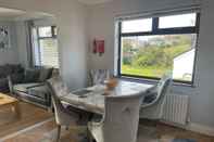 Common Space Beautiful 3-bed House in Sunny Killough Down