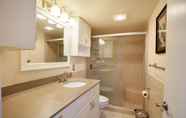 Toilet Kamar 7 Eva s Bonita Beach Tennis Condo