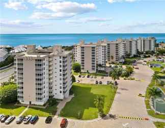 Bangunan 2 Eva s Bonita Beach Tennis Condo