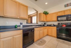 Kamar Tidur 7 Daniel s Solana House