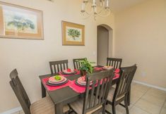 ห้องนอน 5 Lynval s Regal Palms Resort Townhome