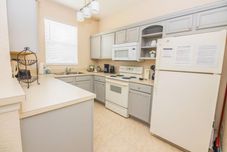 ห้องนอน Lynval s Regal Palms Resort Townhome