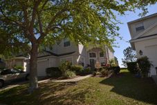 Exterior The Hill at Highlands Reserve