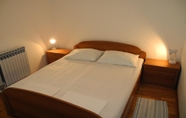 Bedroom 2 Apartment Boti 2 1 pax