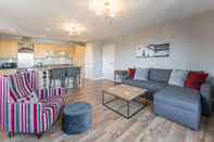 Common Space Luxury 2 Bed Apartment Parking by NEC Solihull