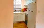 อื่นๆ 2 Homely 2 Bedroom Apartment in Maylands